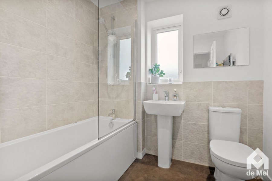 Images for Sapphire Road, Bishops Cleeve, Cheltenham