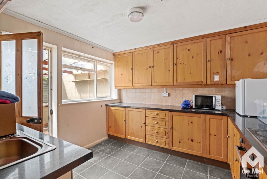 Images for Longlands Close, Bishops Cleeve, Cheltenham