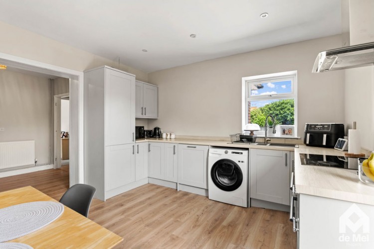 Images for Everest Road, Leckhampton