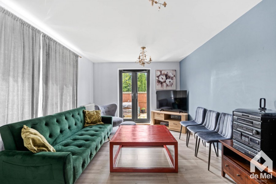Images for Griffiths Avenue, Cheltenham