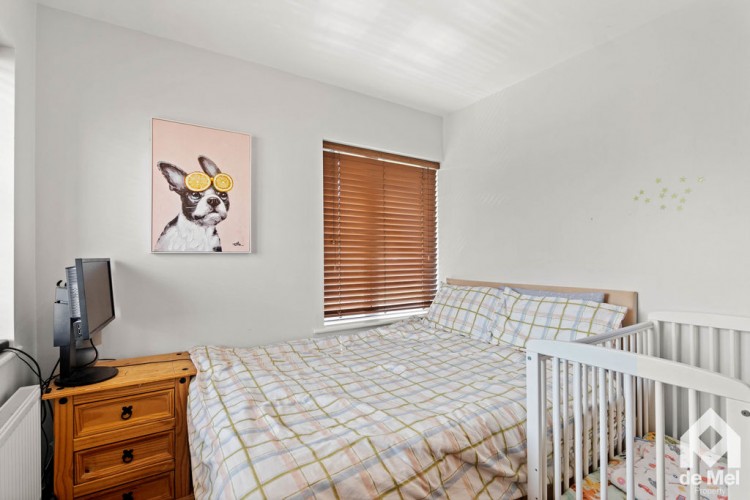 Images for Griffiths Avenue, Cheltenham