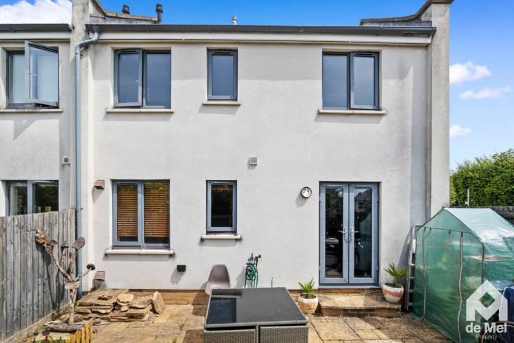 Images for Griffiths Avenue, Cheltenham