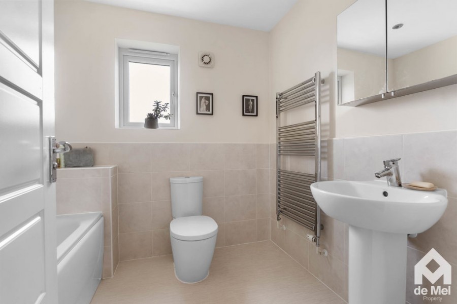 Images for Franklin Road, Alderton