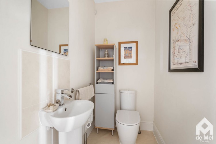 Images for Franklin Road, Alderton