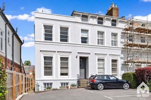View Full Details for Old Bath Road, Cheltenham, Gloucestershire, GL53 - EAID:deMelProperty, BID:de Mel Property