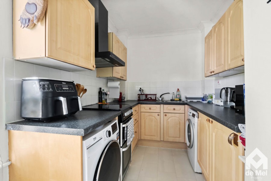 Images for Tresmere, Pittville Circus