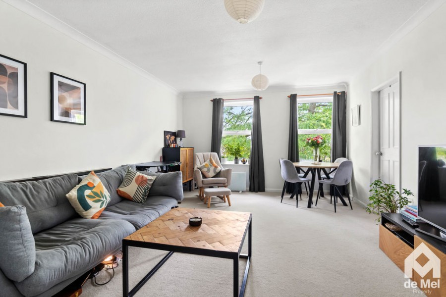 Images for Tresmere, Pittville Circus