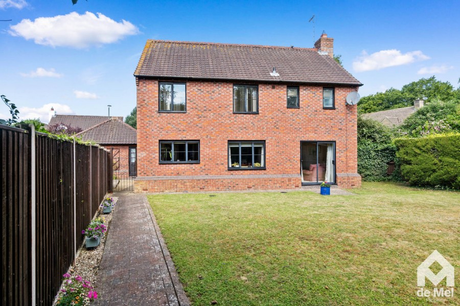 Images for Stoke Park Close, Bishops Cleeve, Cheltenham