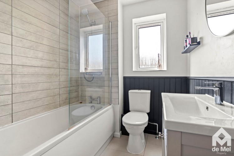 Images for Nortenham Close, Bishops Close