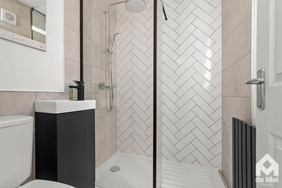 Images for Nortenham Close, Bishops Close