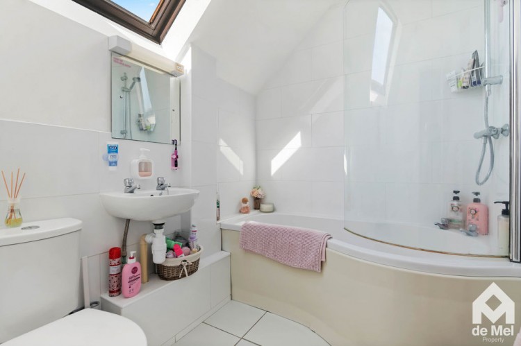 Images for Farriers Reach, Bishops Cleeve, Cheltenham, GL52