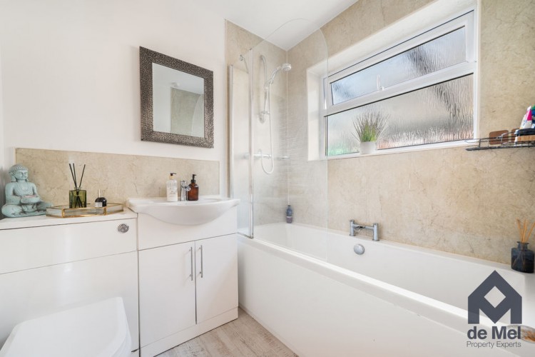 Images for Selborne Road, Bishops Cleeve, Cheltenham, GL52