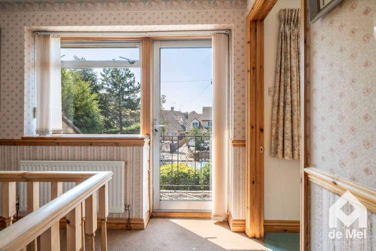 Images for Teddington, Tewkesbury
