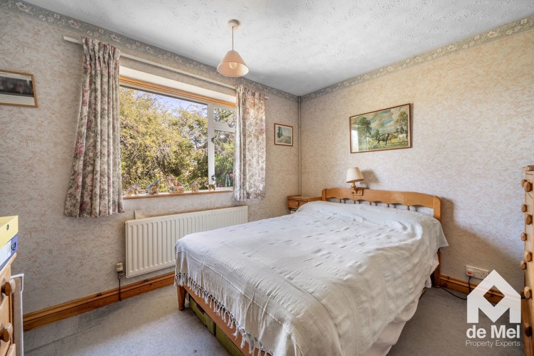 Images for Teddington, Tewkesbury