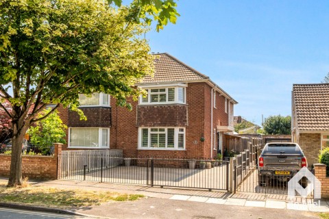 View Full Details for Cleevemount Close, Cheltenham - EAID:deMelProperty, BID:de Mel Property